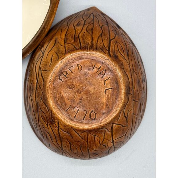 Vintage Signed Walnut Ceramic Dish with Lid Walnut handle On Lid Fred Hall 1970 - Picture 9 of 13